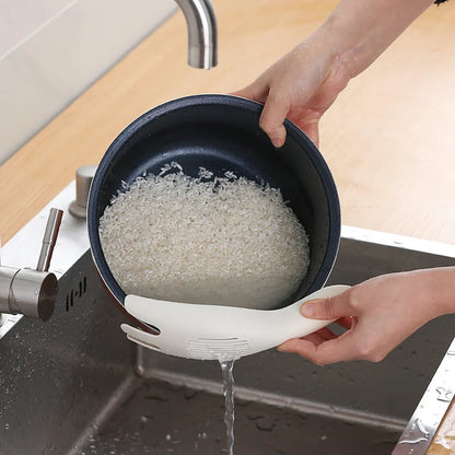 Multifunctional Scoop and Drain Spoon